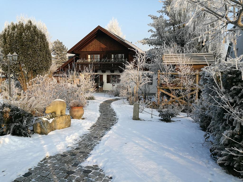 Haus Merlin Am Bockelsberg * Weimar (Thuringia)